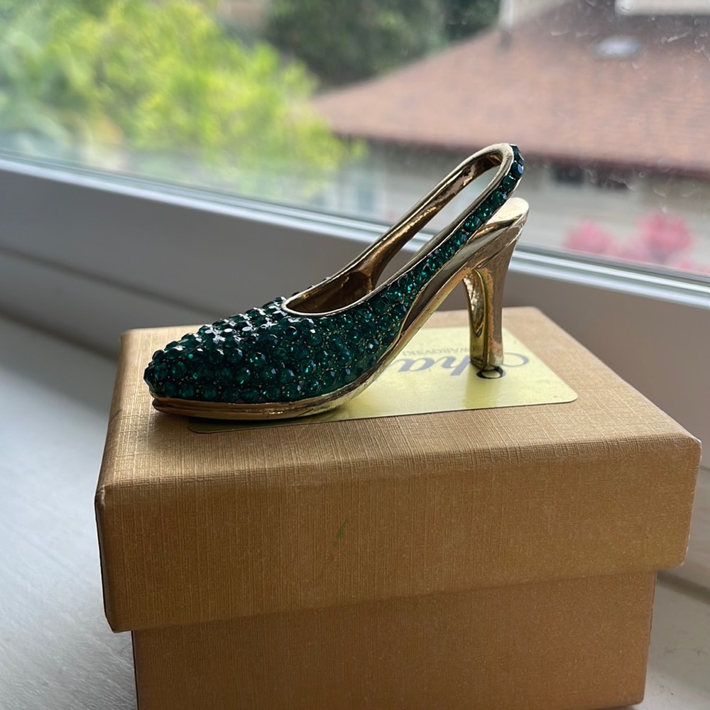 Swarovski Crystal emerald plated high heel